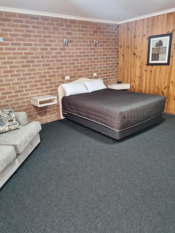 Country Roads Motor Inn Naracoorte Esterno foto