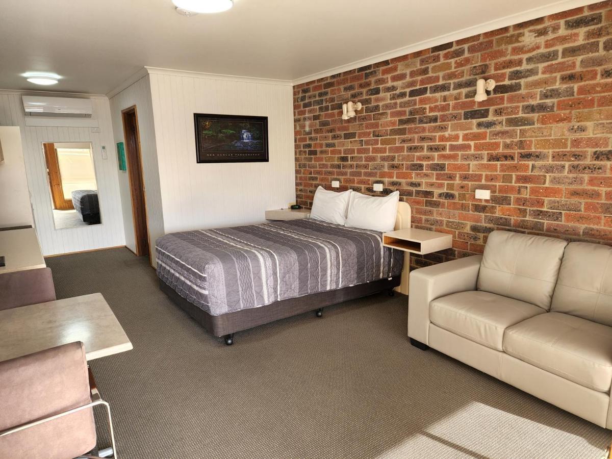 Country Roads Motor Inn Naracoorte Esterno foto