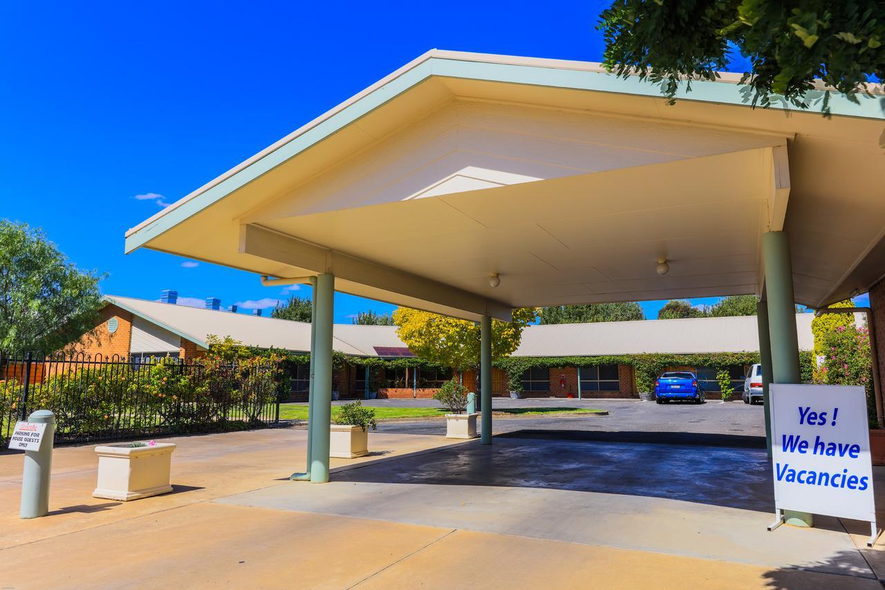 Country Roads Motor Inn Naracoorte Esterno foto